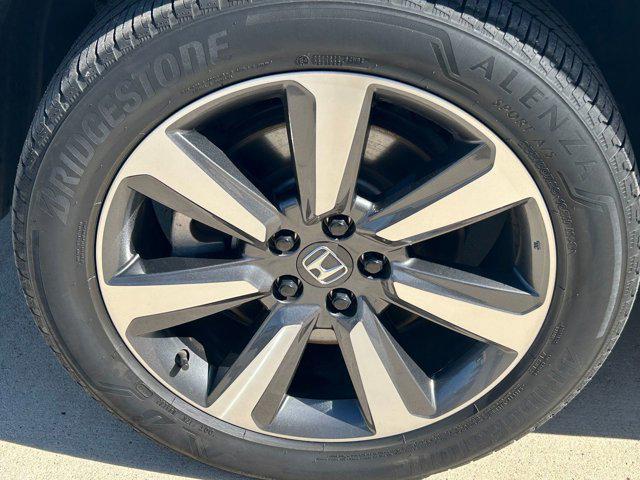 used 2023 Honda Pilot car, priced at $41,875