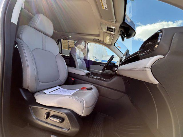 used 2023 Honda Pilot car, priced at $41,875