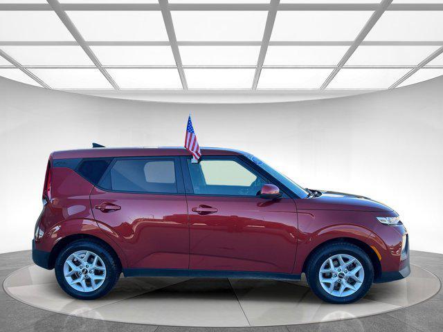 used 2021 Kia Soul car, priced at $10,832