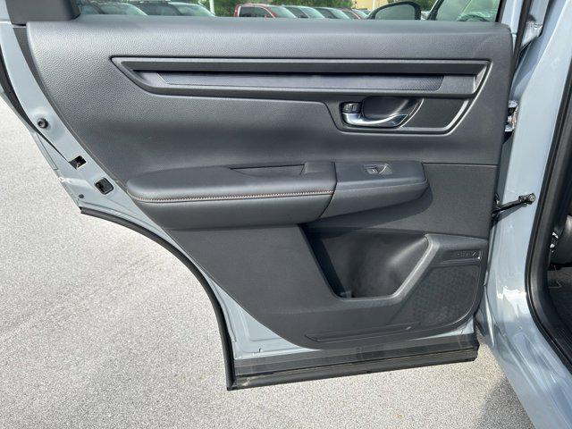 new 2026 Honda CR-V Hybrid car, priced at $39,254