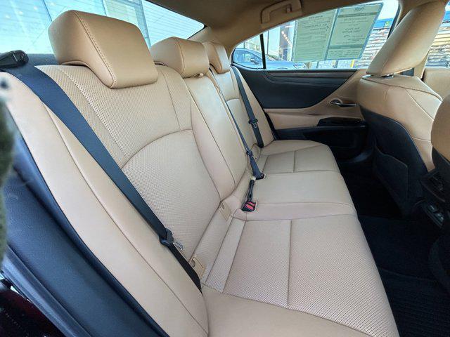 used 2022 Lexus ES 350 car, priced at $36,985