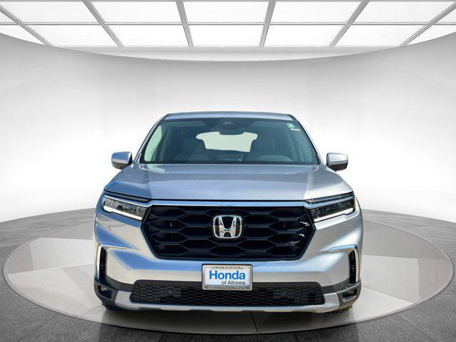 new 2025 Honda Pilot car, priced at $49,469