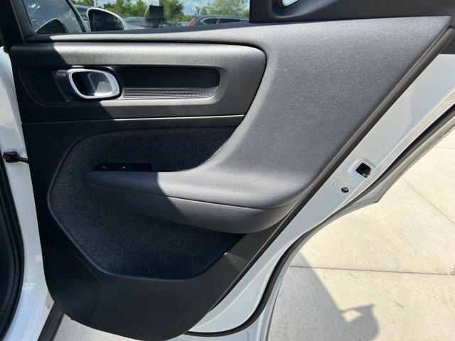 used 2022 Volvo XC40 car, priced at $25,750