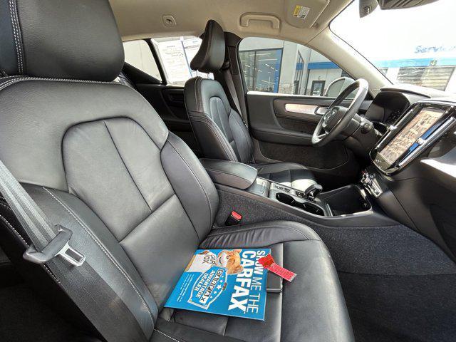 used 2022 Volvo XC40 car, priced at $25,750