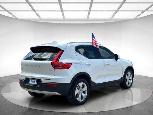 used 2022 Volvo XC40 car, priced at $22,701