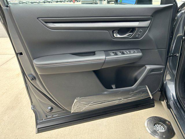 new 2026 Honda CR-V Hybrid car, priced at $39,578