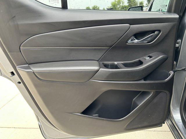 used 2020 Chevrolet Traverse car, priced at $18,842
