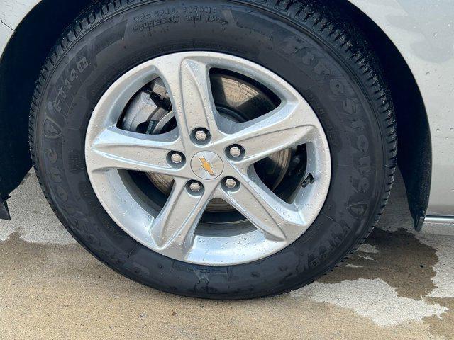 used 2023 Chevrolet Malibu car, priced at $22,985