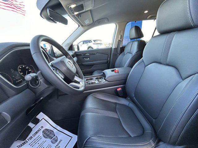 new 2025 Honda Pilot car, priced at $49,249