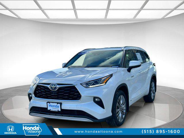 used 2021 Toyota Highlander Hybrid car, priced at $38,495