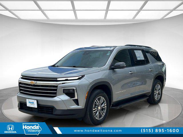 used 2024 Chevrolet Traverse car, priced at $39,802