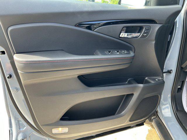 new 2025 Honda Ridgeline car, priced at $48,874