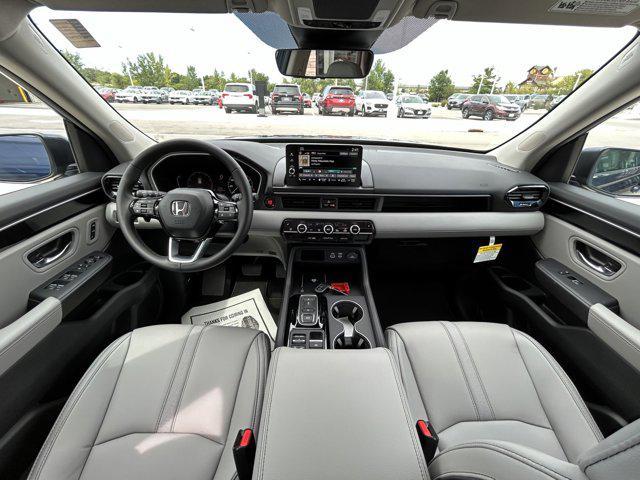 new 2025 Honda Pilot car, priced at $47,314