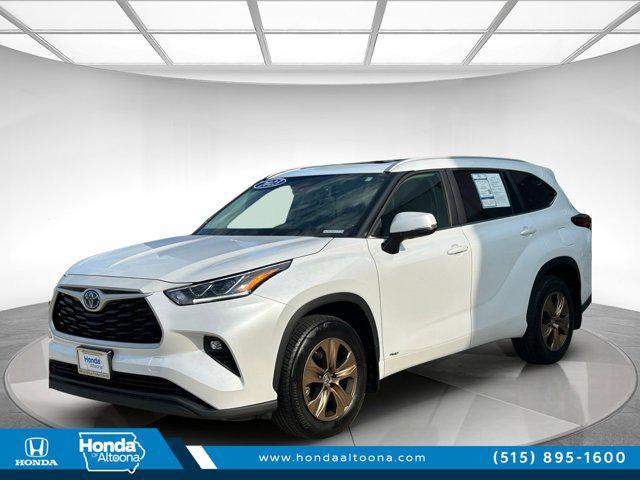 used 2023 Toyota Highlander Hybrid car, priced at $43,845