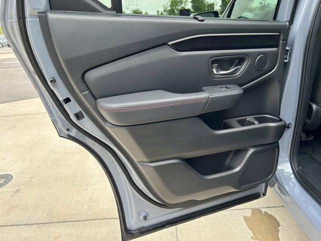 new 2025 Honda Pilot car, priced at $53,387