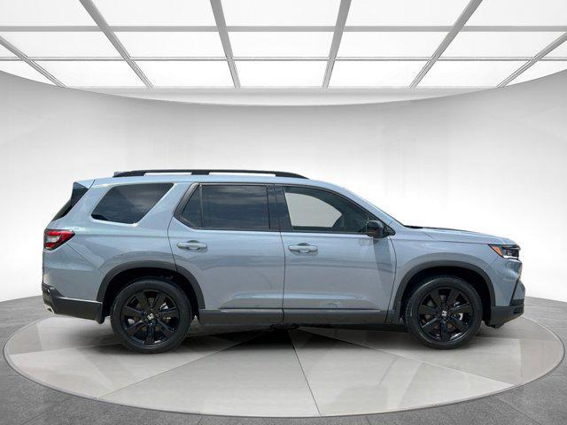 new 2025 Honda Pilot car, priced at $53,387