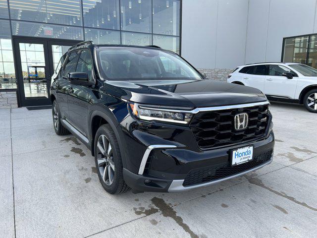 new 2025 Honda Pilot car, priced at $54,749