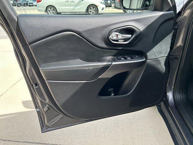used 2019 Jeep Cherokee car, priced at $16,695