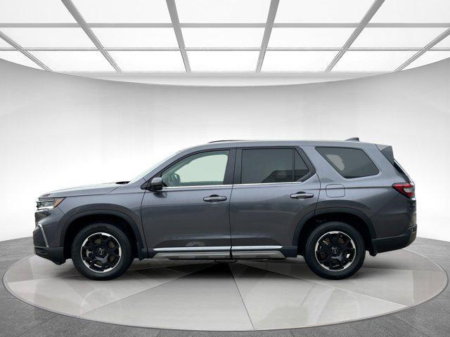 new 2025 Honda Pilot car, priced at $52,264