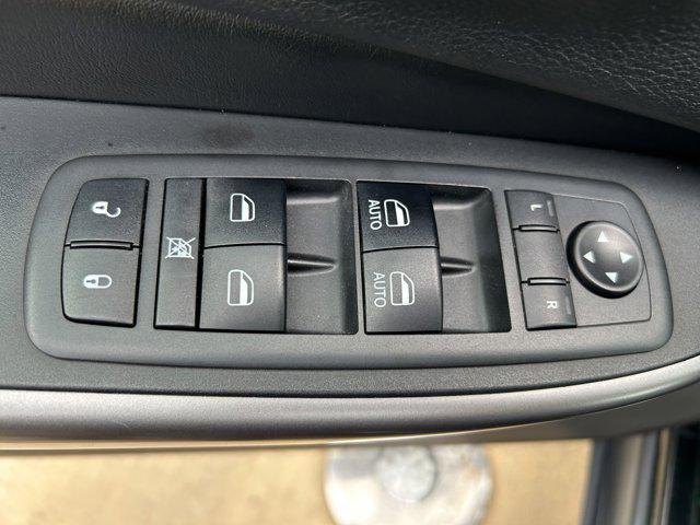 used 2019 Jeep Cherokee car, priced at $15,895