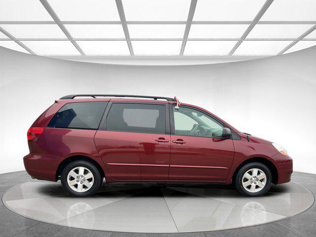 used 2004 Toyota Sienna car, priced at $5,795