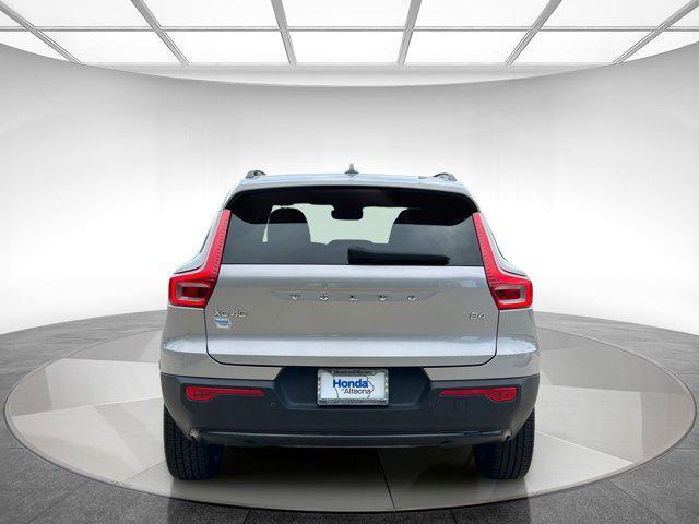 used 2023 Volvo XC40 car, priced at $26,985