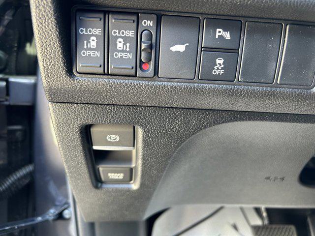 new 2025 Honda Odyssey car, priced at $52,849