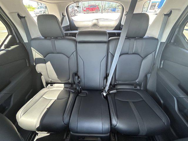 new 2025 Honda Pilot car, priced at $51,314