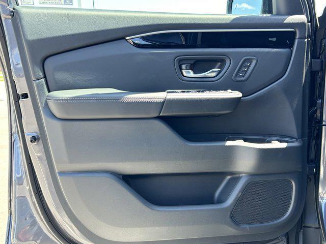 new 2025 Honda Pilot car, priced at $51,314