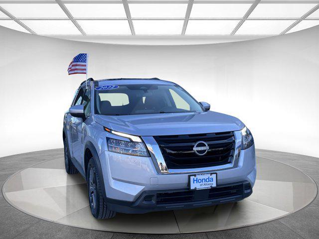 used 2022 Nissan Pathfinder car, priced at $26,595