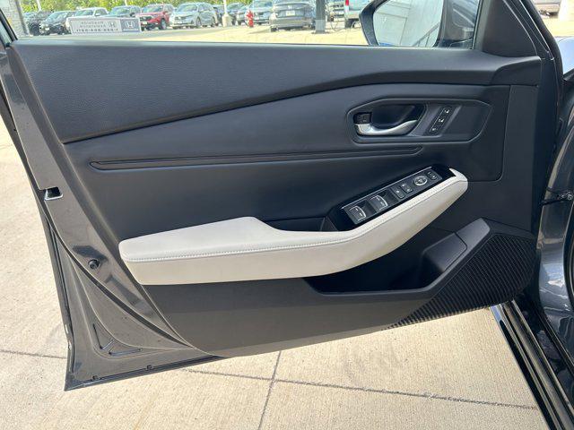 used 2024 Honda Accord Hybrid car, priced at $33,406