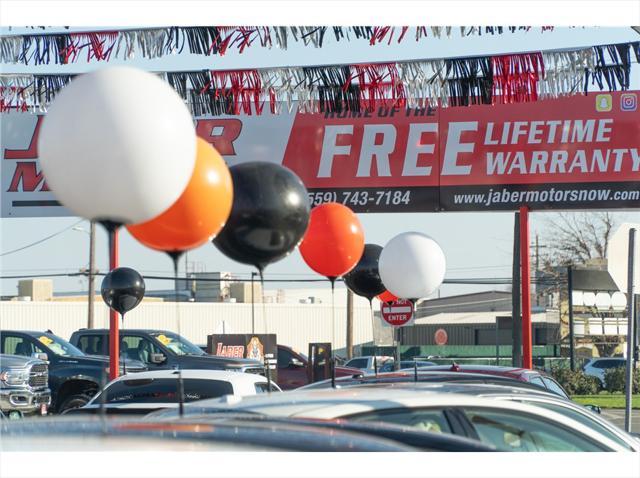 used 2021 Chevrolet Traverse car, priced at $23,999