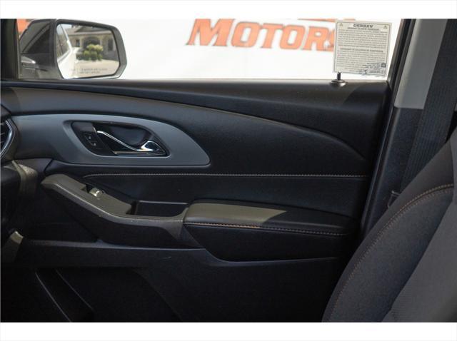 used 2021 Chevrolet Traverse car, priced at $23,999