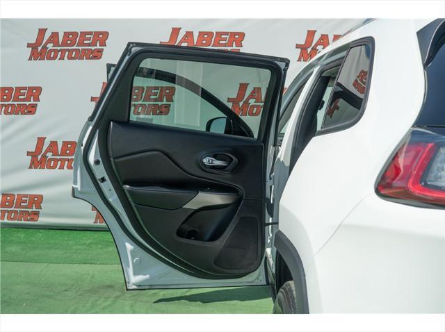 used 2020 Jeep Cherokee car, priced at $18,999