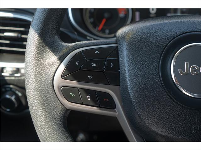 used 2020 Jeep Cherokee car, priced at $18,999