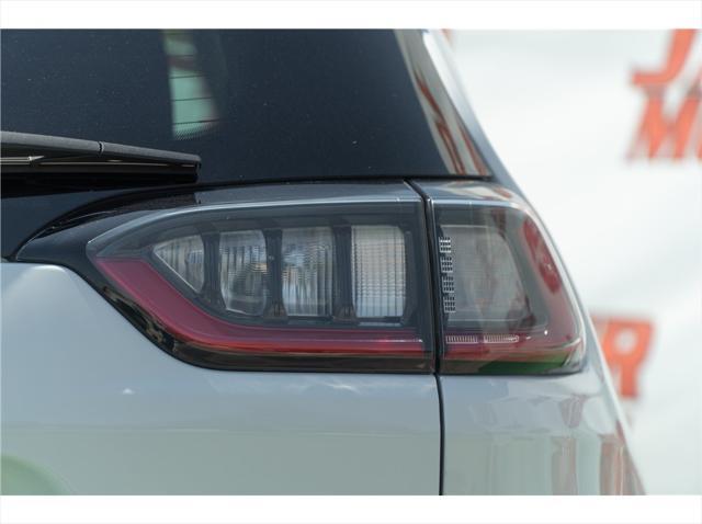 used 2020 Jeep Cherokee car, priced at $18,999