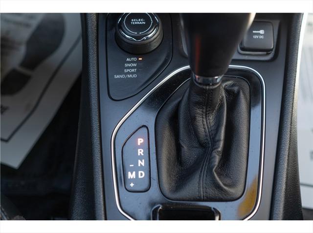 used 2022 Jeep Cherokee car, priced at $25,999