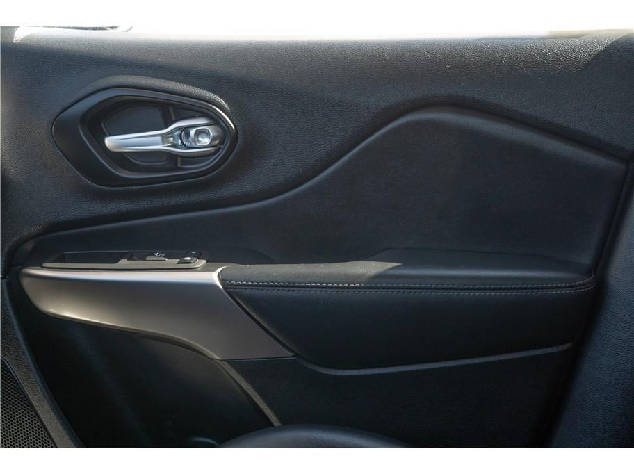 used 2022 Jeep Cherokee car, priced at $23,500