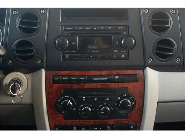 used 2006 Jeep Commander car, priced at $5,999