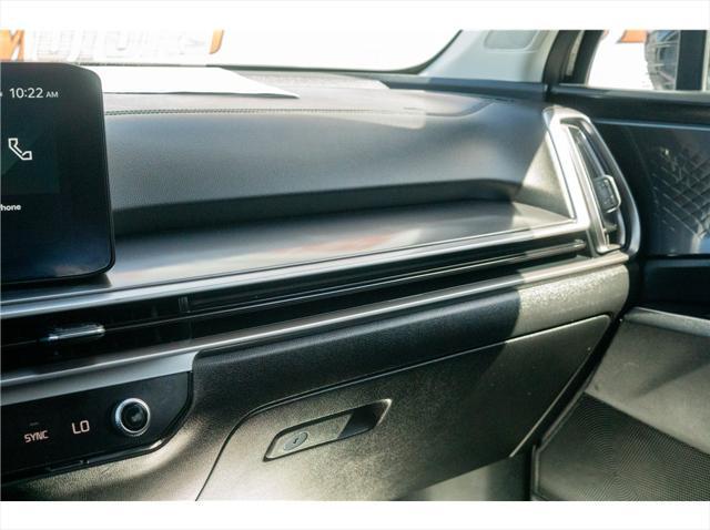 used 2024 Kia Sorento car, priced at $27,999