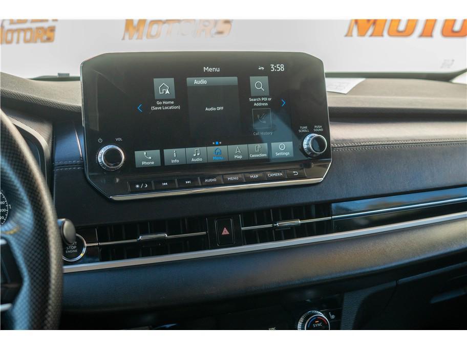 used 2024 Mitsubishi Outlander car, priced at $24,888