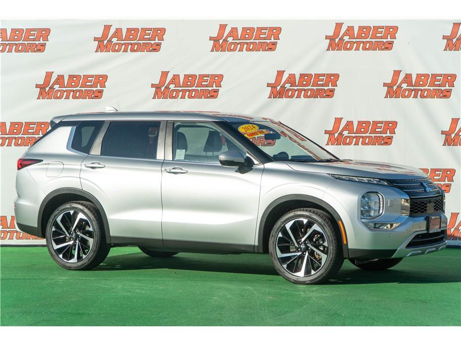 used 2024 Mitsubishi Outlander car, priced at $24,888