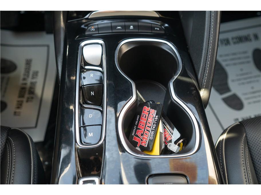 used 2023 Buick Envision car, priced at $20,999