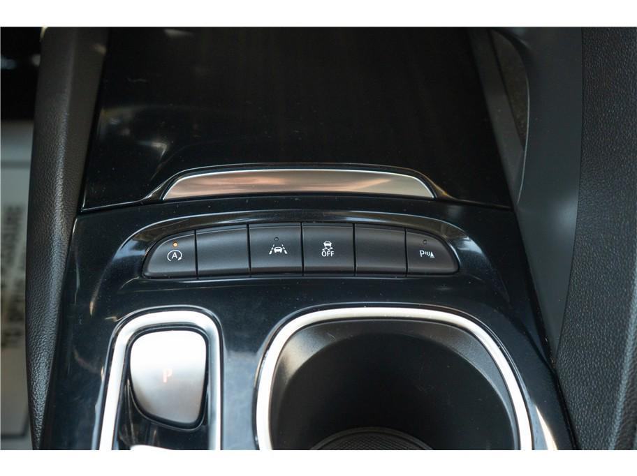used 2023 Buick Envision car, priced at $20,999