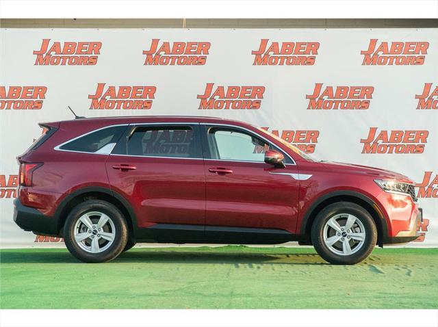 used 2023 Kia Sorento car, priced at $25,220