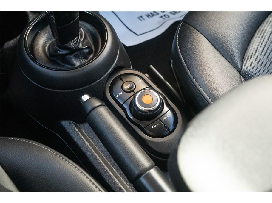 used 2020 MINI Hardtop car, priced at $17,995