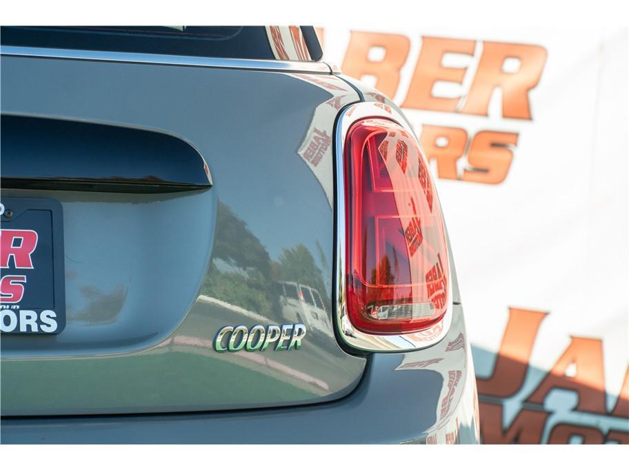 used 2020 MINI Hardtop car, priced at $17,995