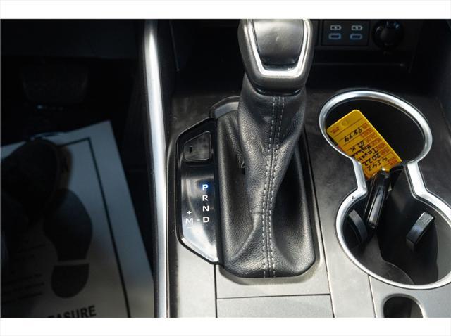used 2022 Toyota Highlander car, priced at $33,999