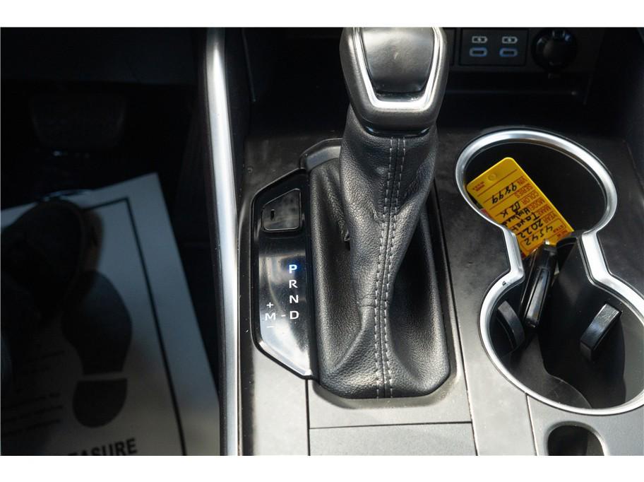 used 2022 Toyota Highlander car, priced at $30,777