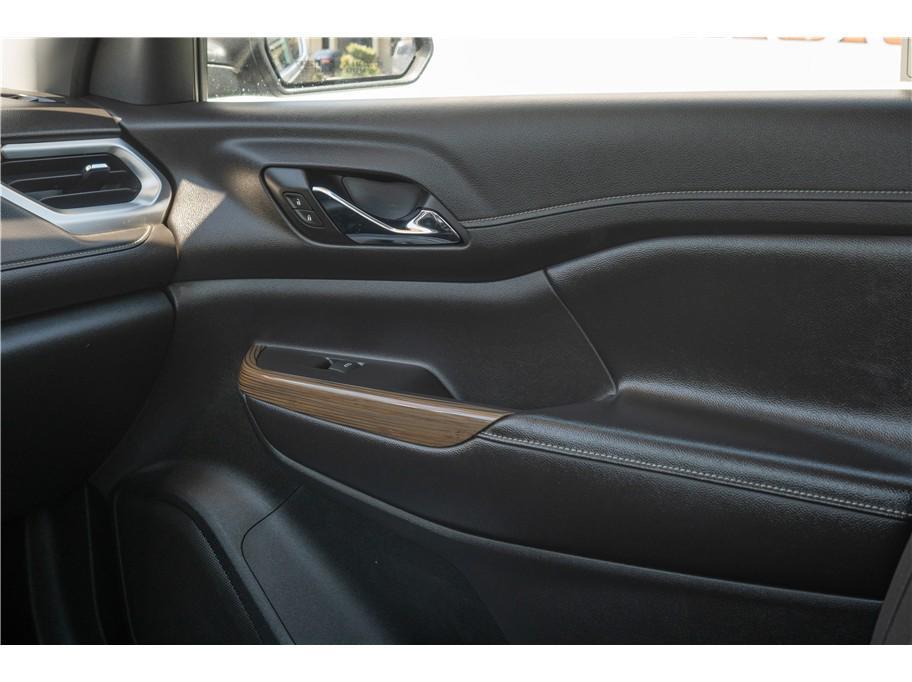used 2019 GMC Acadia car, priced at $20,999